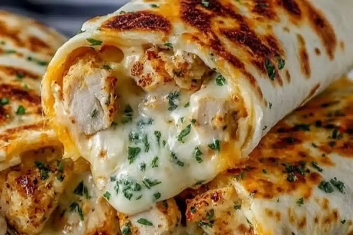 Cheesy Garlic Chicken Wraps